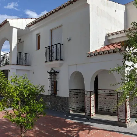Casa Mariposas, Tranquilidad Junto A La Piscina *